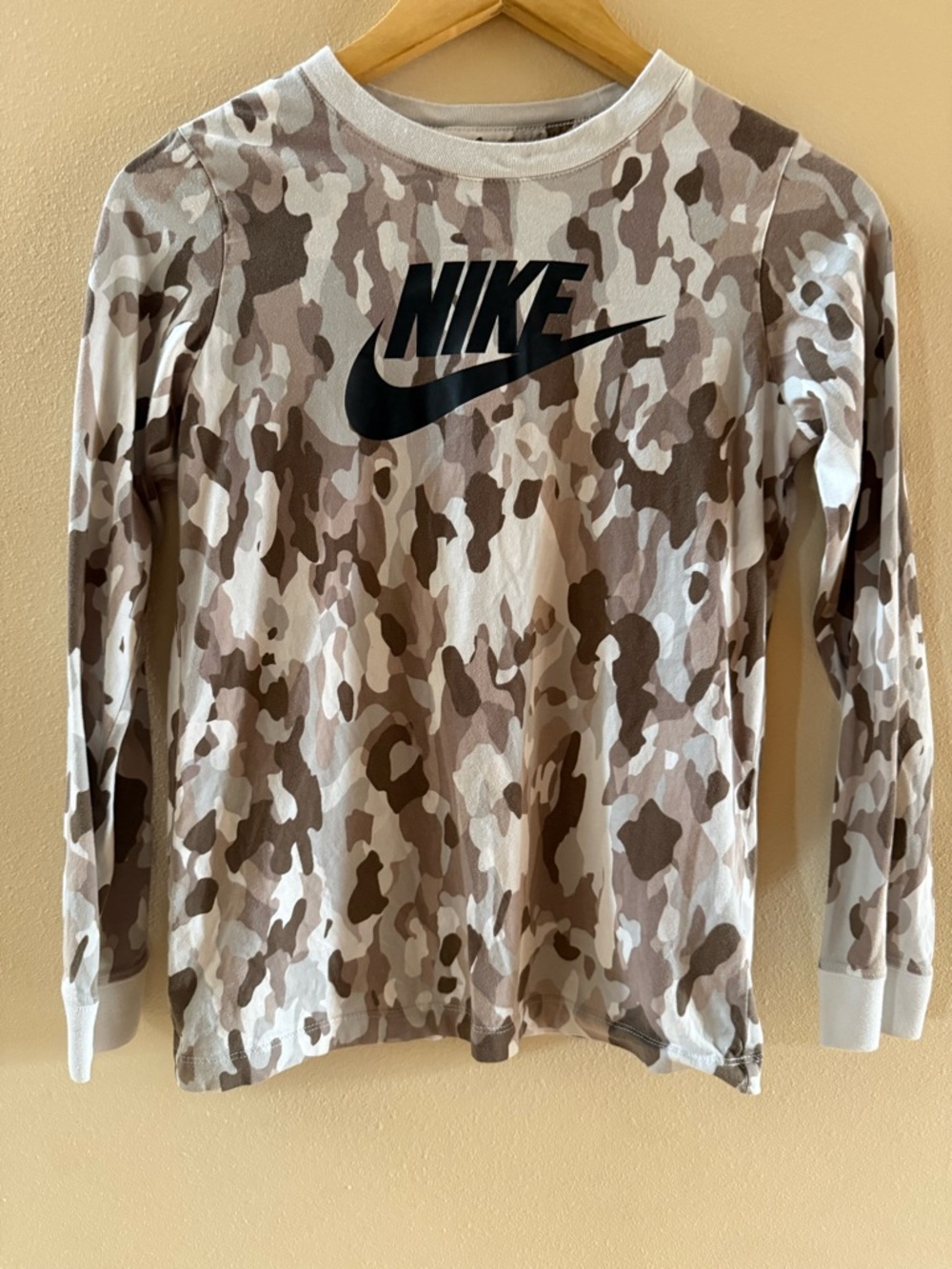 Nike Long-Sleeve Kids Camo Tee in Brown and White with Black Logo